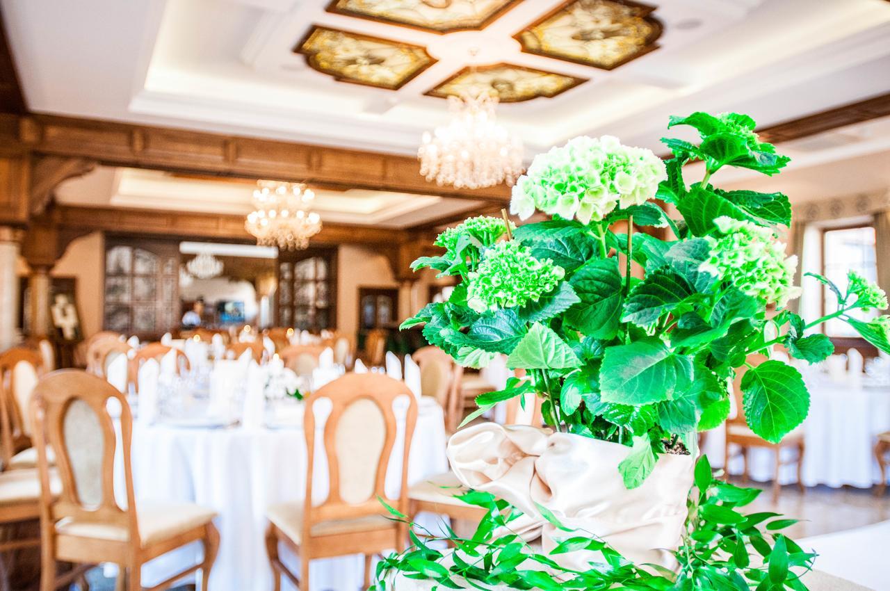 Hotel Palac Poledno 외부 사진