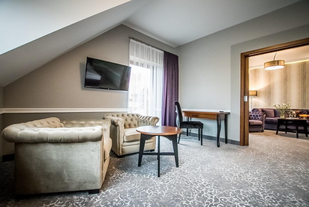 Hotel Palac Poledno 외부 사진